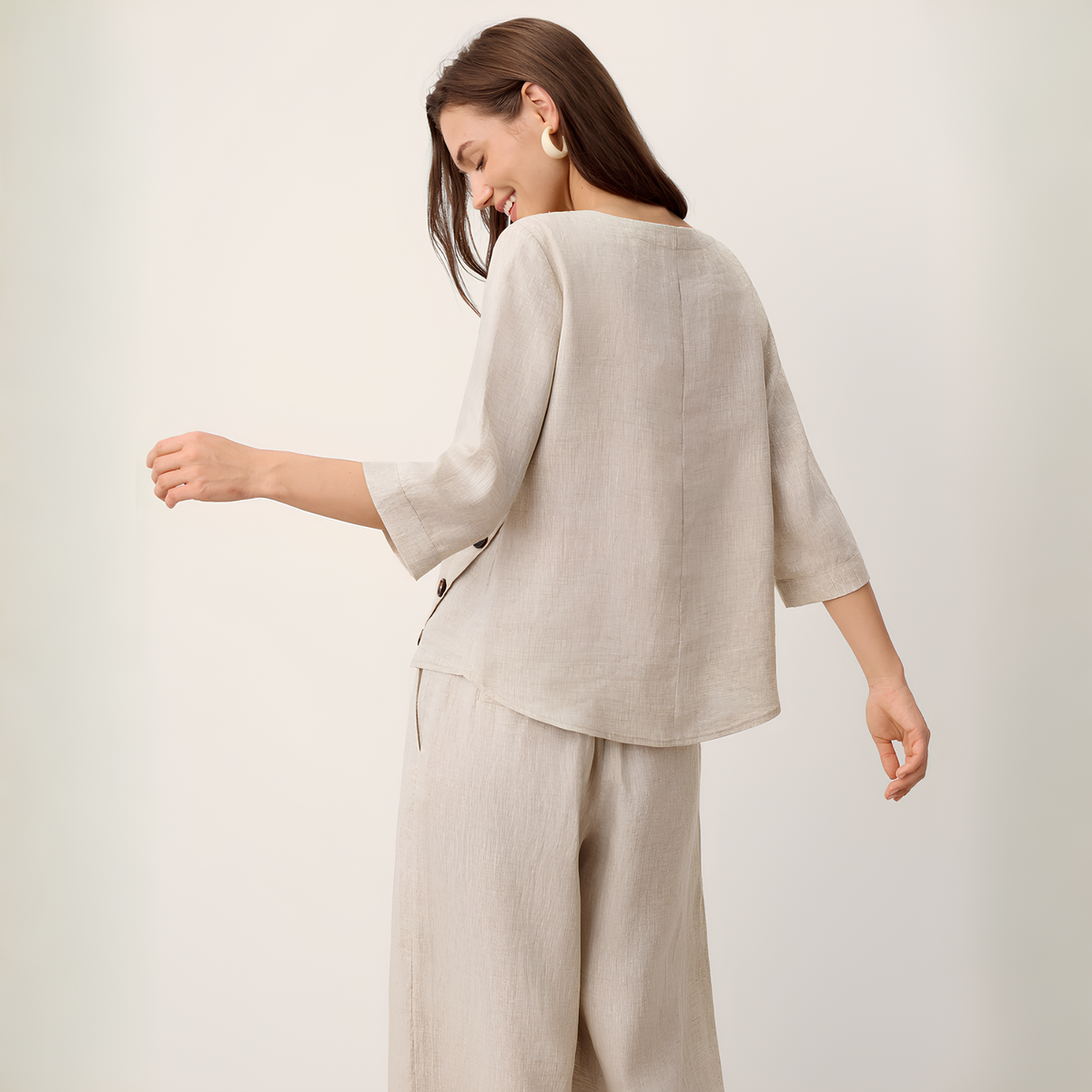 Nyla Asymmetric Linen Top