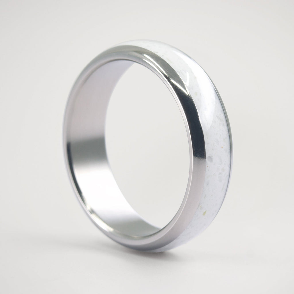 Anillo carrara media caña