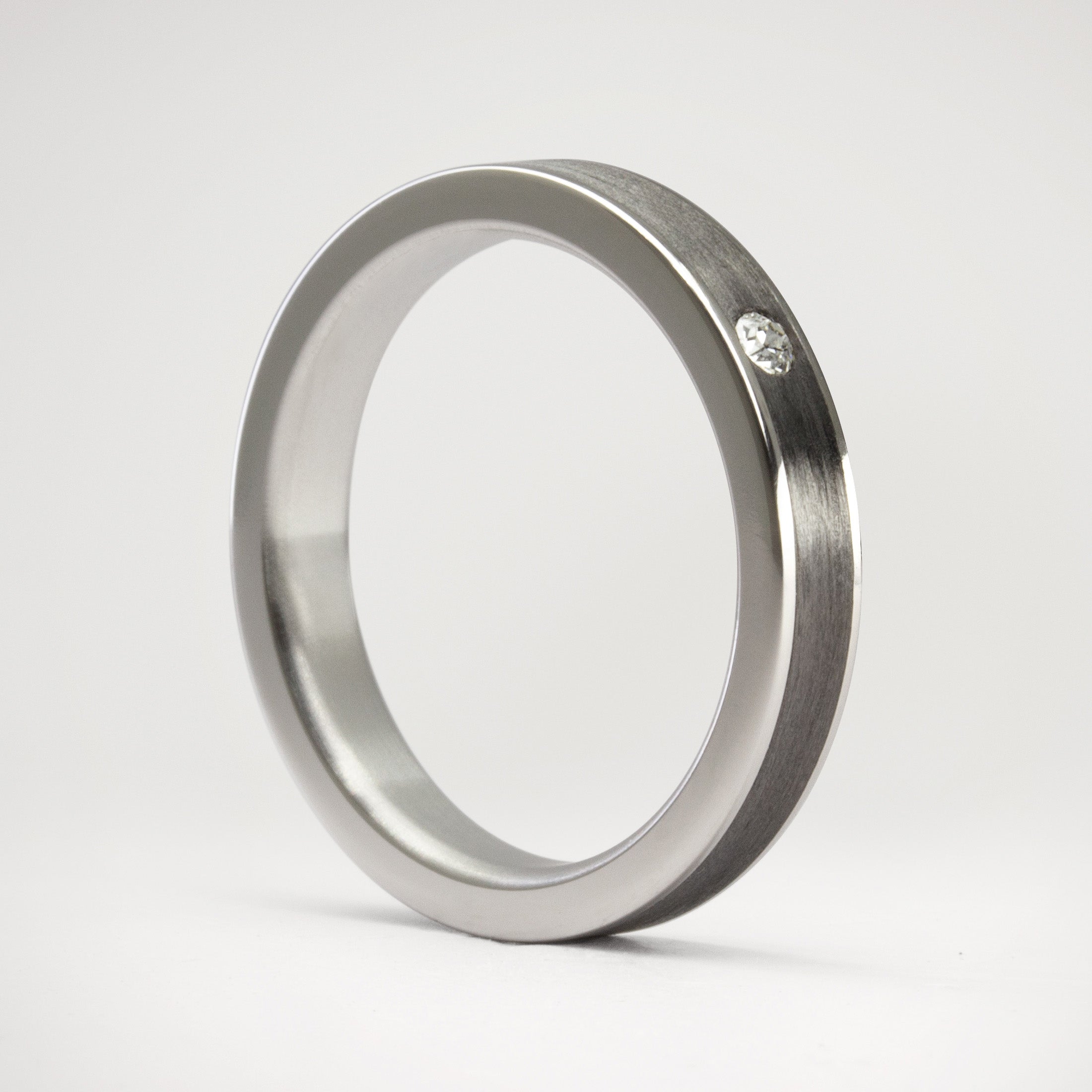 Anillo parallels classic con cristal