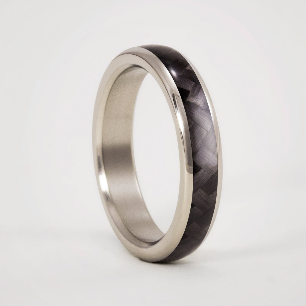 Anillo fibra de carbono twill y titanio