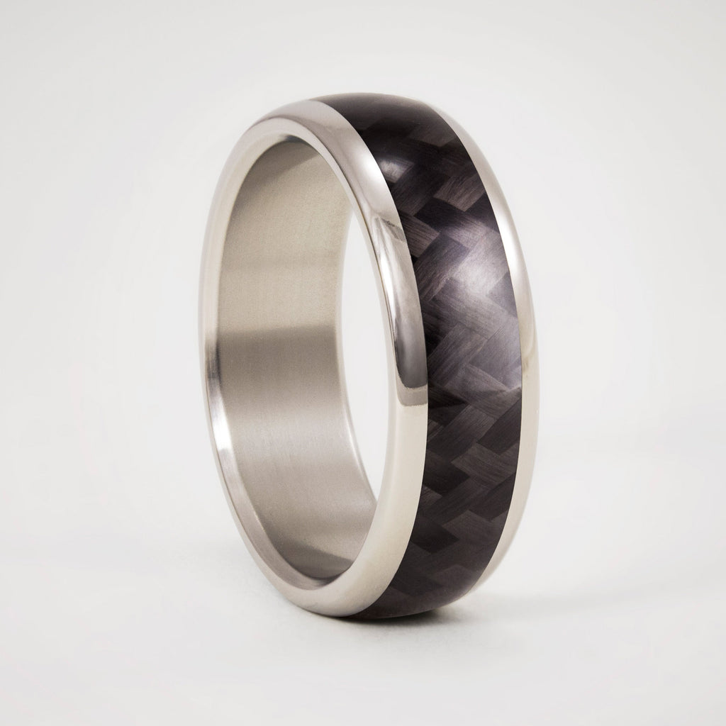 Anillo fibra de carbono twill y titanio